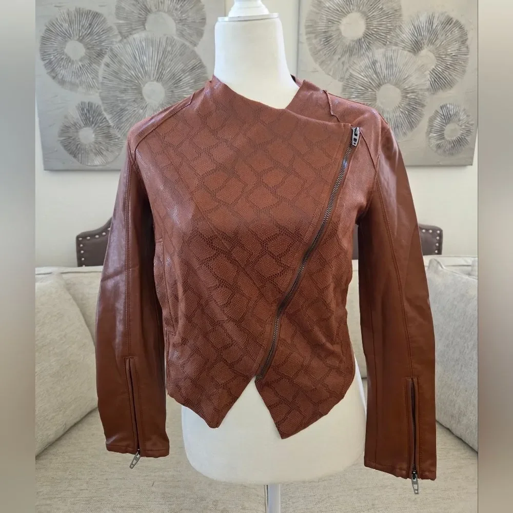 ✨Anthropologie NYDJ✨ 'Sharona' Snakeskin Print Faux Leather Jacket - [Size XSP]